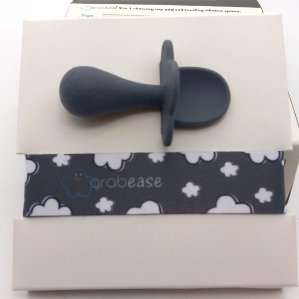 GRAY BABY CHEWING TOY/FEEDING SPOON